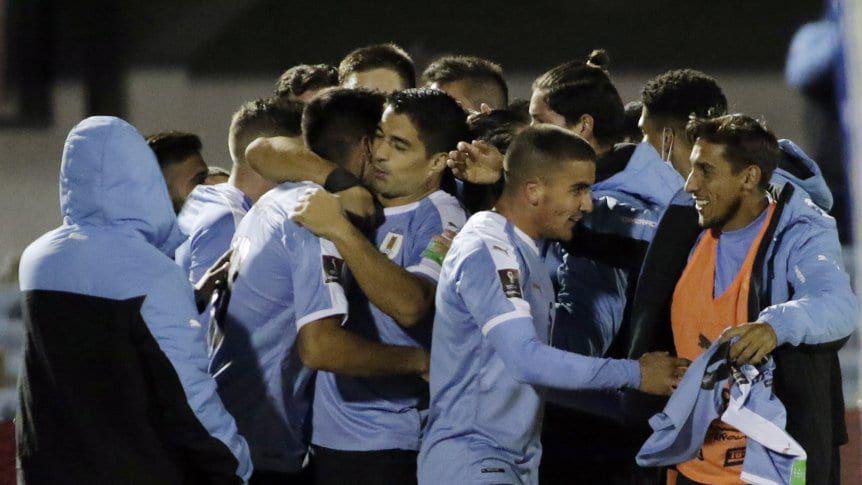Uruguay vencioacute a Chile sobre el final