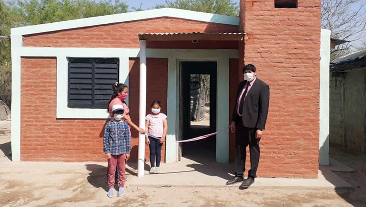 Respetando el protocolo sanitario las autoridades de
Estación Taboada dejaron habilitadas numerosas obras