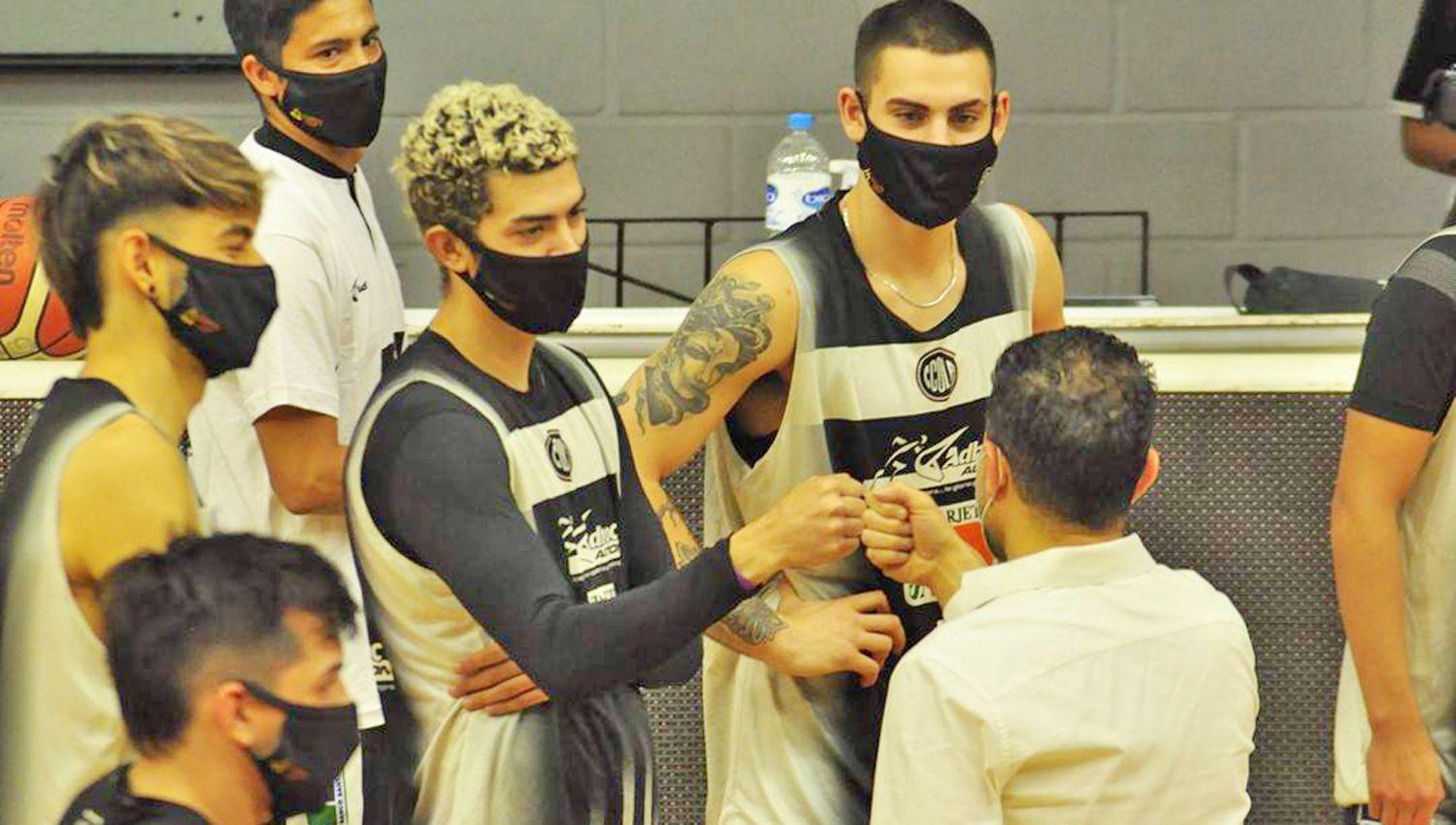 Flor explicó que la pretemporada es clave para la puesta a punto física del plantel de Olímpico