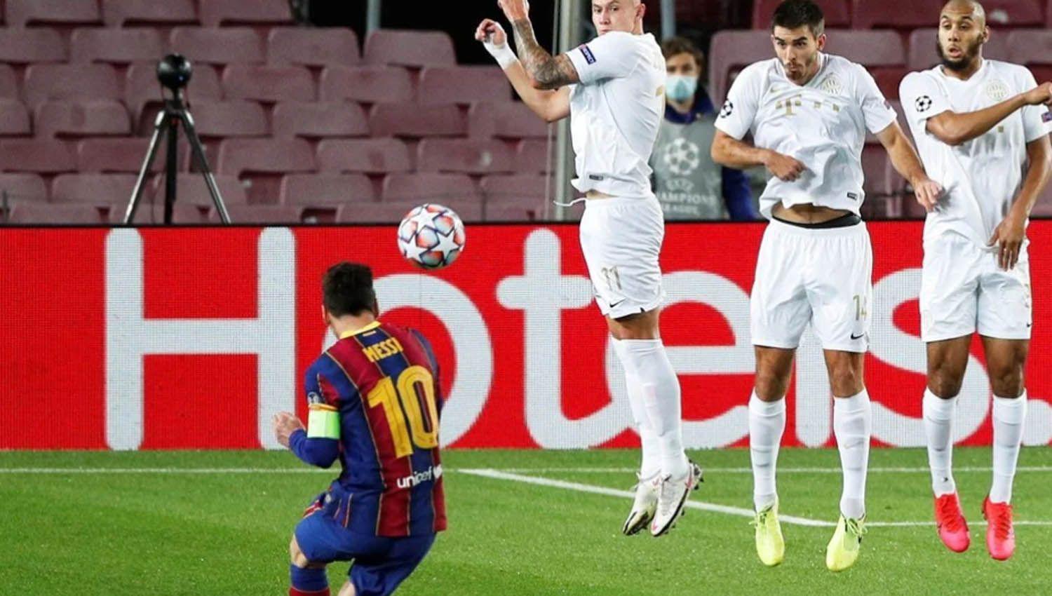 EN VIVO  Con un gol de Messi Barcelona se impone ante el Ferencvaacuteros