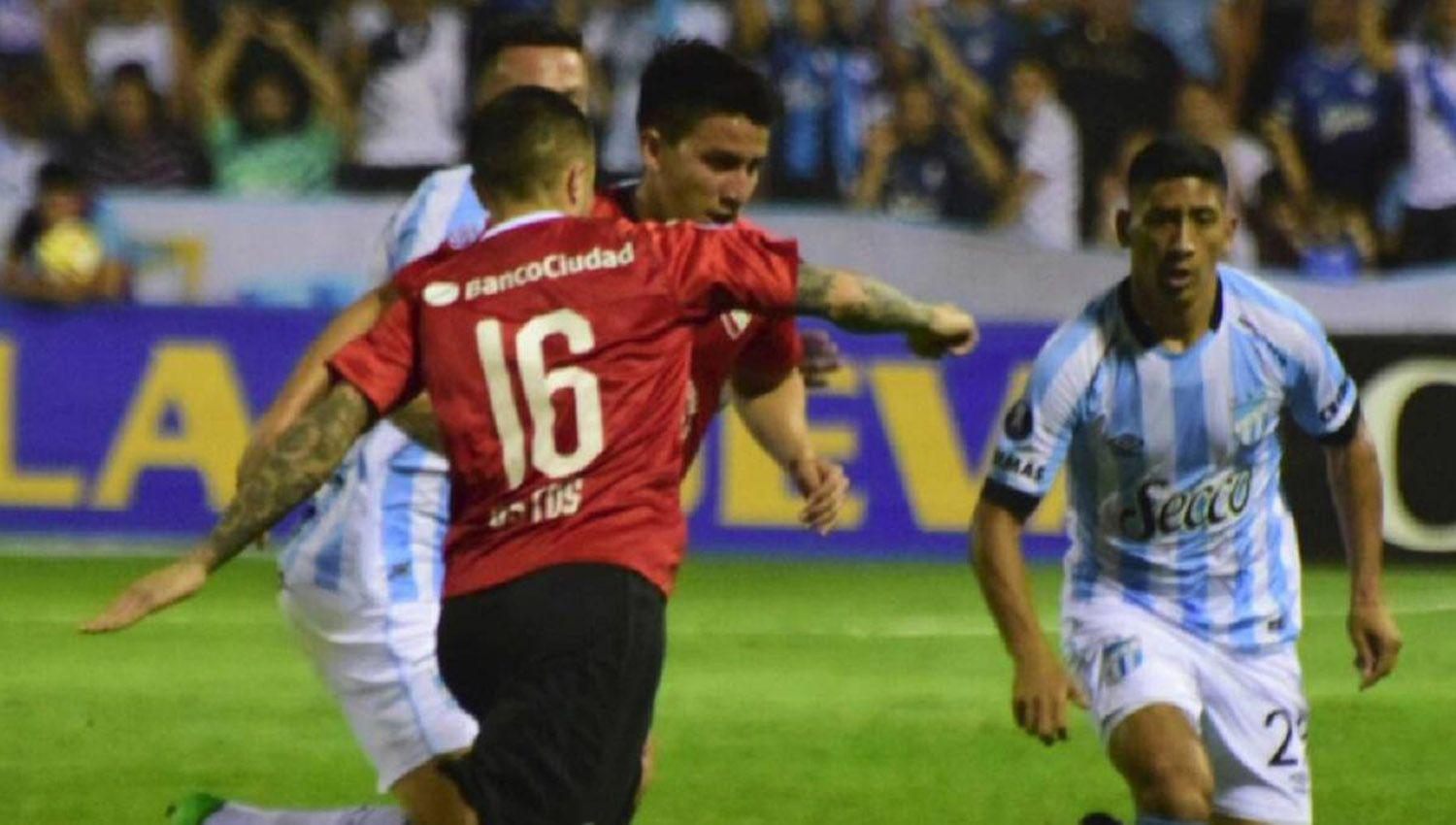 Sudamericana- choque de argentinos entre Independiente y Atleacutetico Tucumaacuten