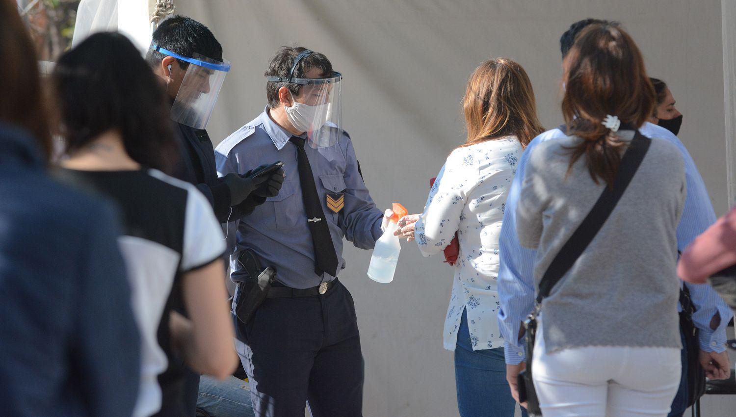 Santiago del Estero tuvo hoy 3 fallecimientos y 174 casos positivos nuevos