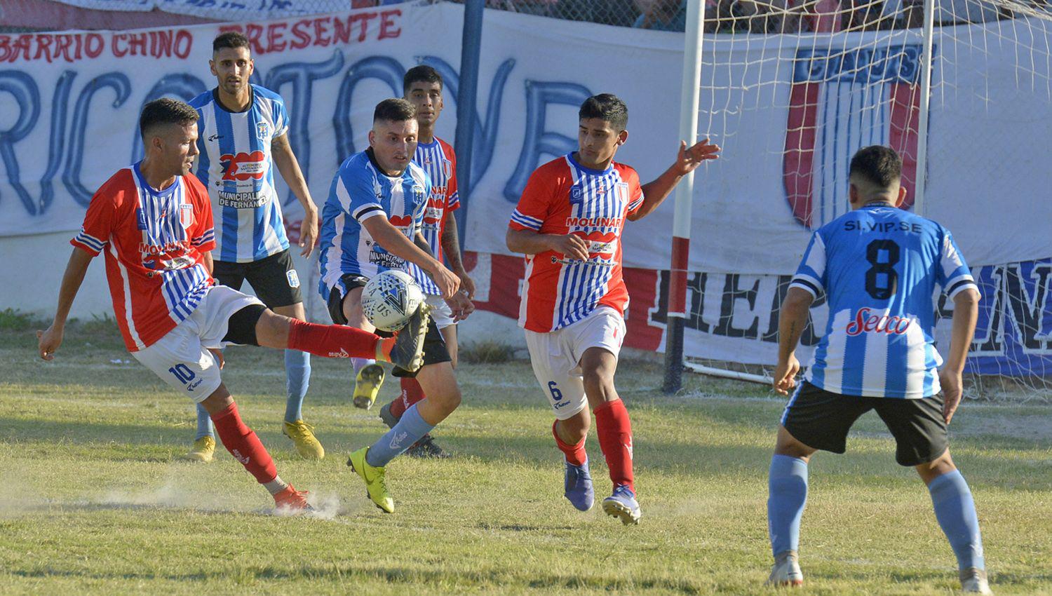 Unión Santiago ya confirmó que no participar� del Regional Sportivo Fern�ndez todavía no lo hizo pero seguiría el mismo camino
