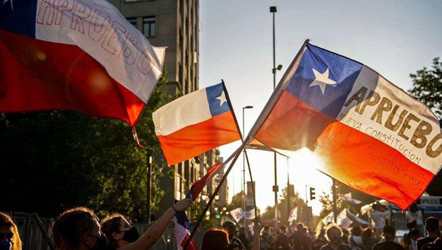 Chile decidió de modo rotundo dejar atr�s la Constitución impuesta durante la dictadura de Pinochet
