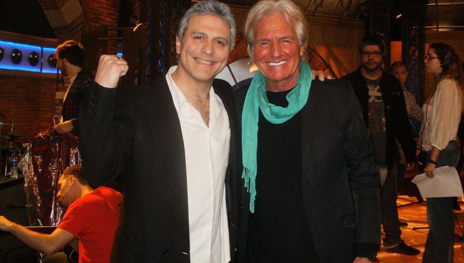 Sergio Denis cobra vida en la voz del cantante argentino Roberto Danelli