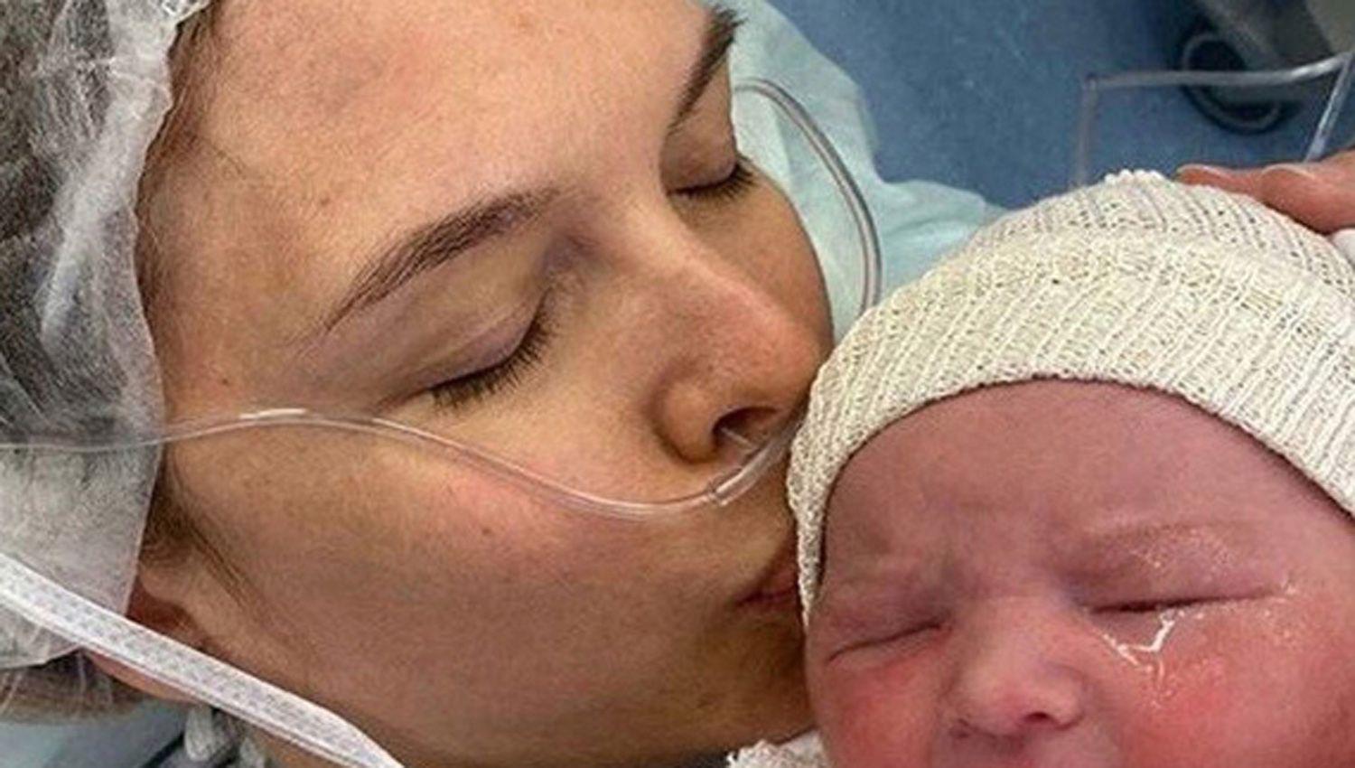 LA ESPERA TERMINOacute PARA SOFIacuteA ZAacuteMOLO- NACIOacute CALIFORNIA