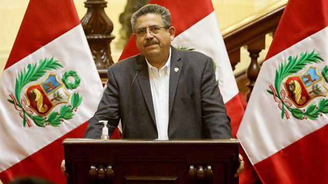 Manuel Merino asumioacute en Peruacute tras la destitucioacuten de Vizcarra