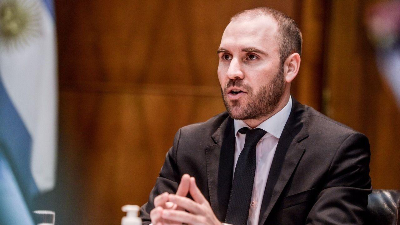 Martiacuten Guzmaacuten aseguroacute que no habraacute un IFE4