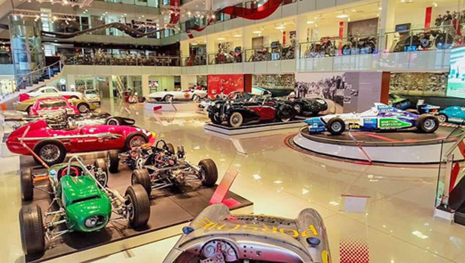 El Museo del Automovil recibe sello ldquoSafe Travelsrdquo