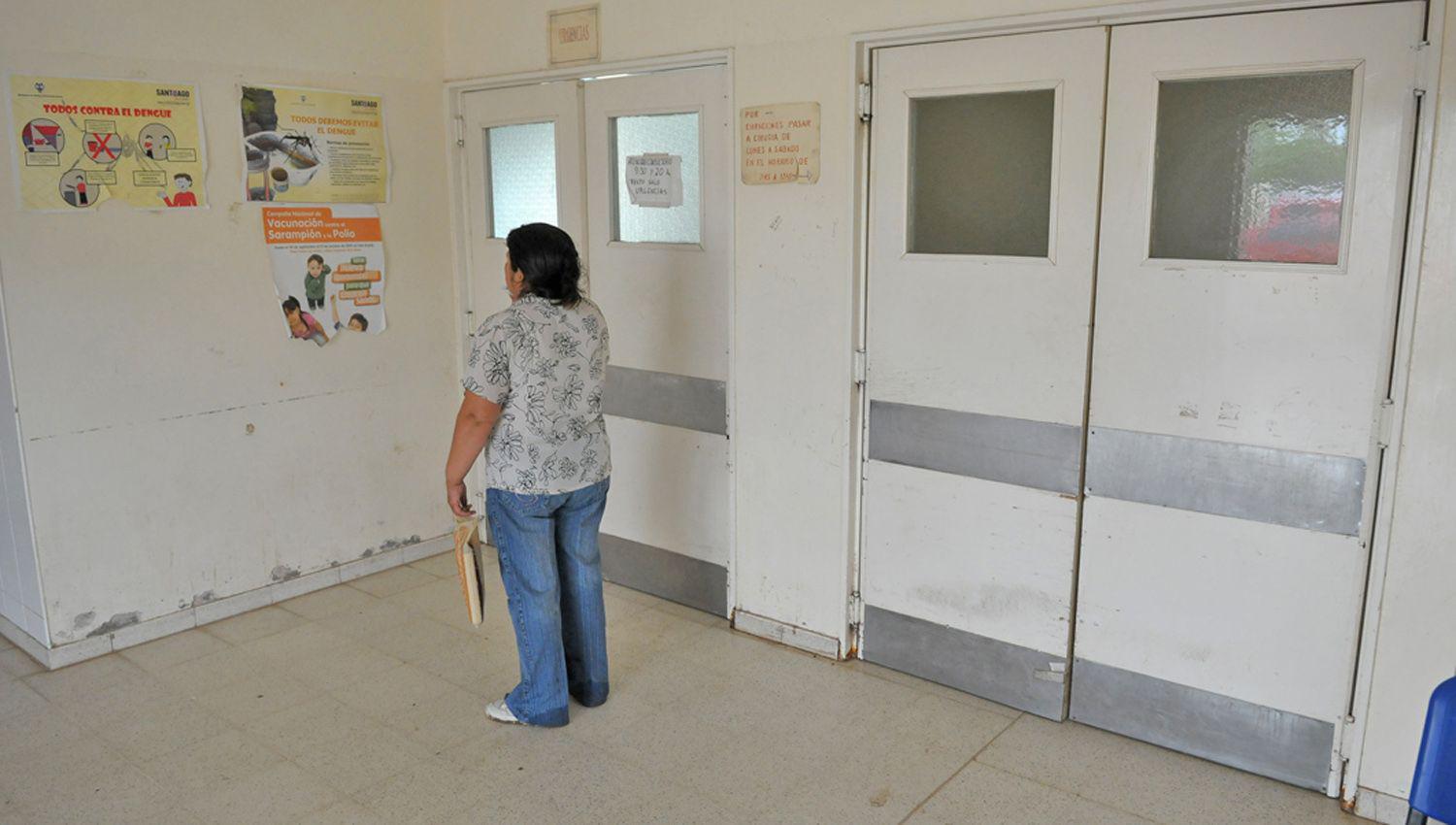 El médico se hizo un hisopado en Pampa de los Guanacos por ser contacto estrecho y antes de esperar
el resultado y violando el aislamiento atendió pacientes en Monte Quemado