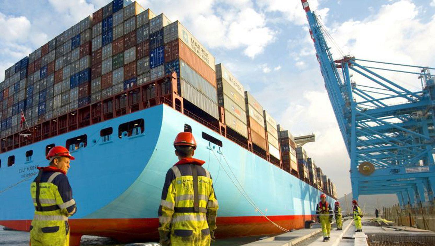 ldquoExportaciones bajan un 11-en-porciento- pero las importaciones 22-en-porciento- y es insosteniblerdquo