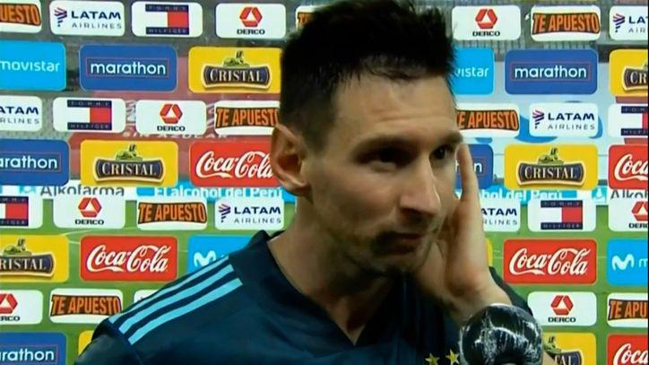 Lionel Messi enojadiacutesimo estalloacute contra los periodistas deportivos