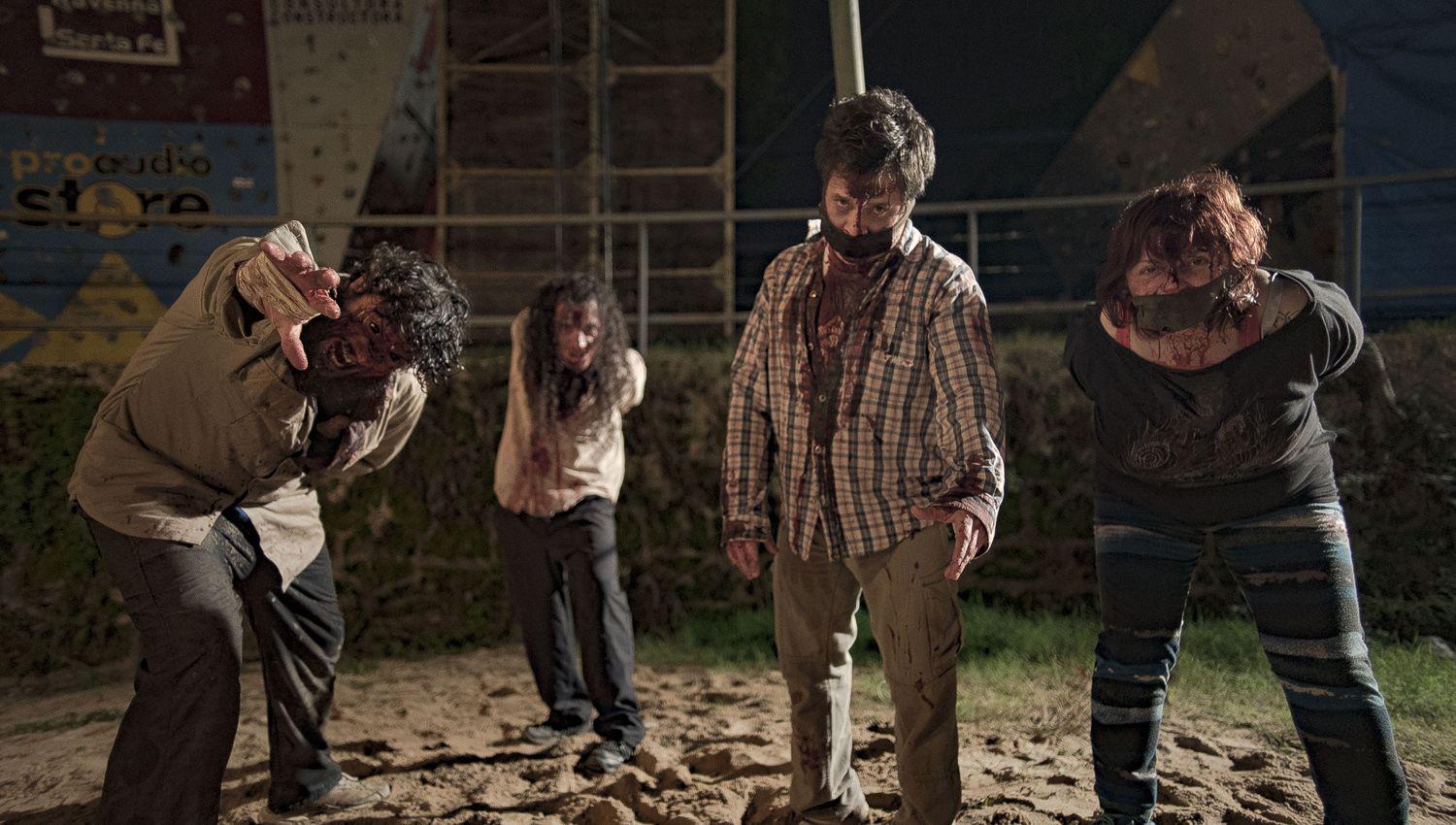 VIDEO ldquoAnimaliardquo una serie argentina sobre zombies que es furor en la plataforma Contar tiene como directora a la santiaguentildea Laura Mo