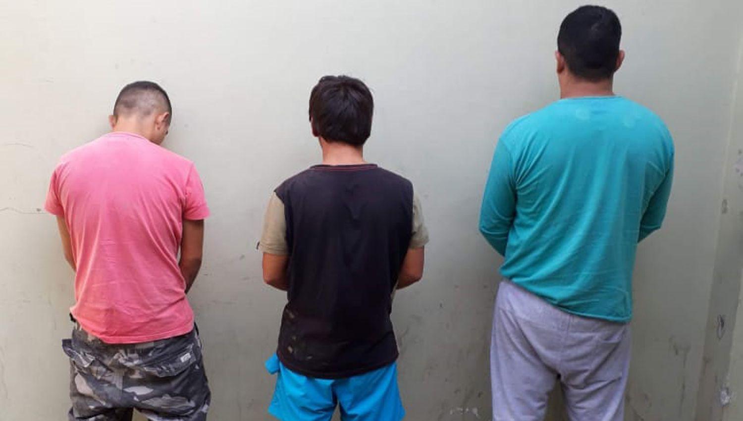 La Policia detuvo a tres peligrosos sujetos que acechaban a vecinos de Los Flores