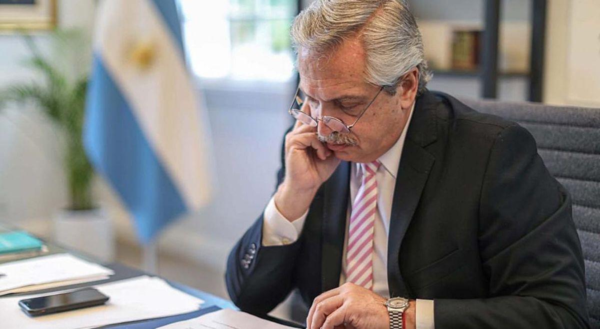 Alberto Fernaacutendez- ldquoEl FMI es corresponsable de la crisis que se produjo en la Argentinardquo