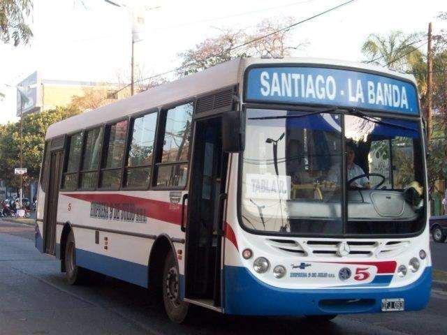Nuevas medidas del COE en Santiago del Estero- vuelven a circular los colectivos y se ampliacutea el horario los fines de semana