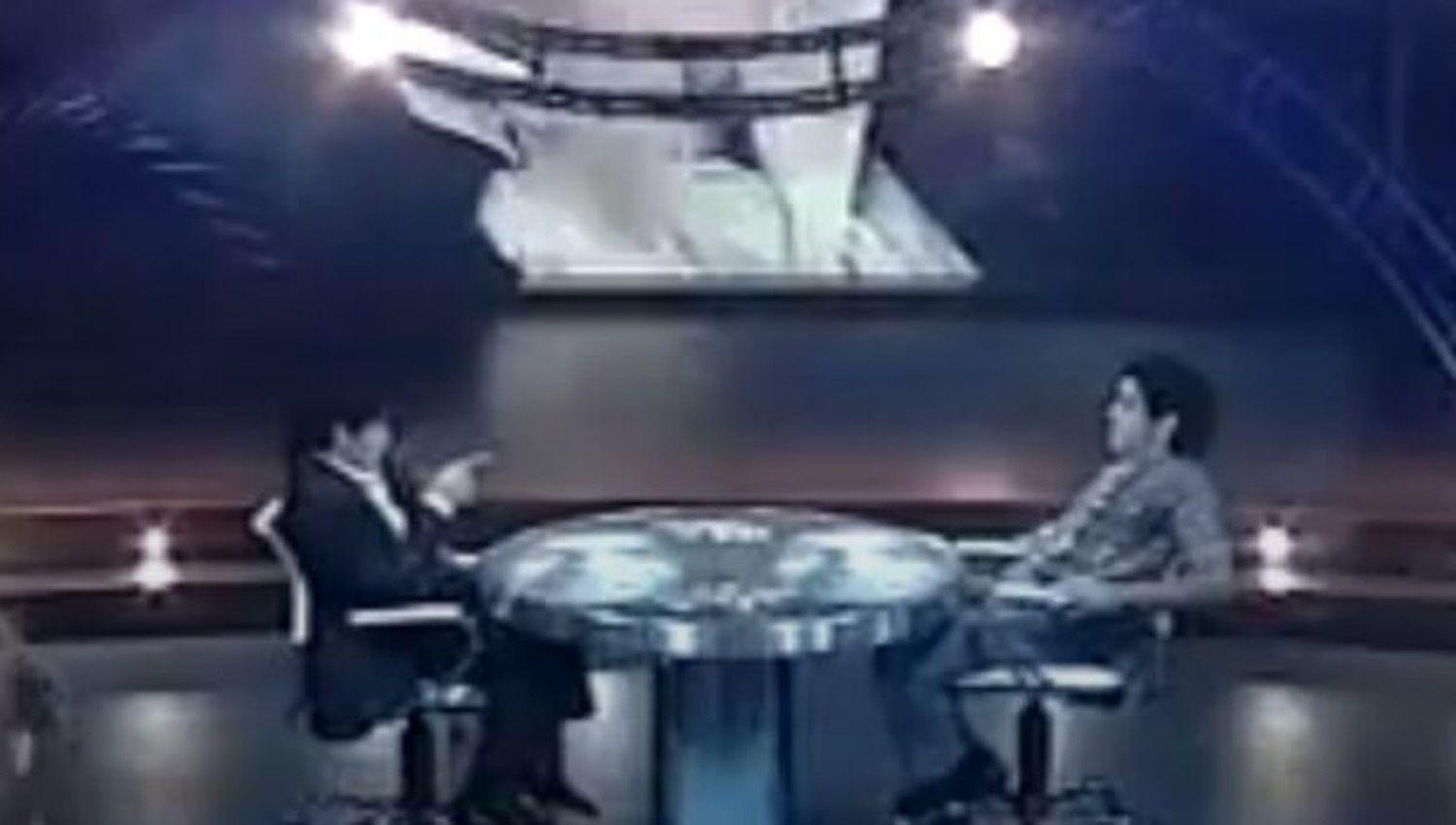 VIDEO  La noche que Maradona entrevistoacute a Maradona y le preguntoacute queacute diriacutea el diacutea de su muerte