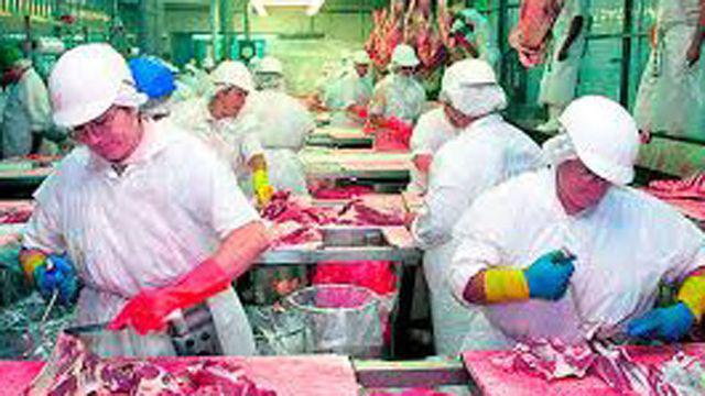 Se exporta un 10-en-porciento- maacutes de carne pero el precio recibido es un 6-en-porciento- menor
