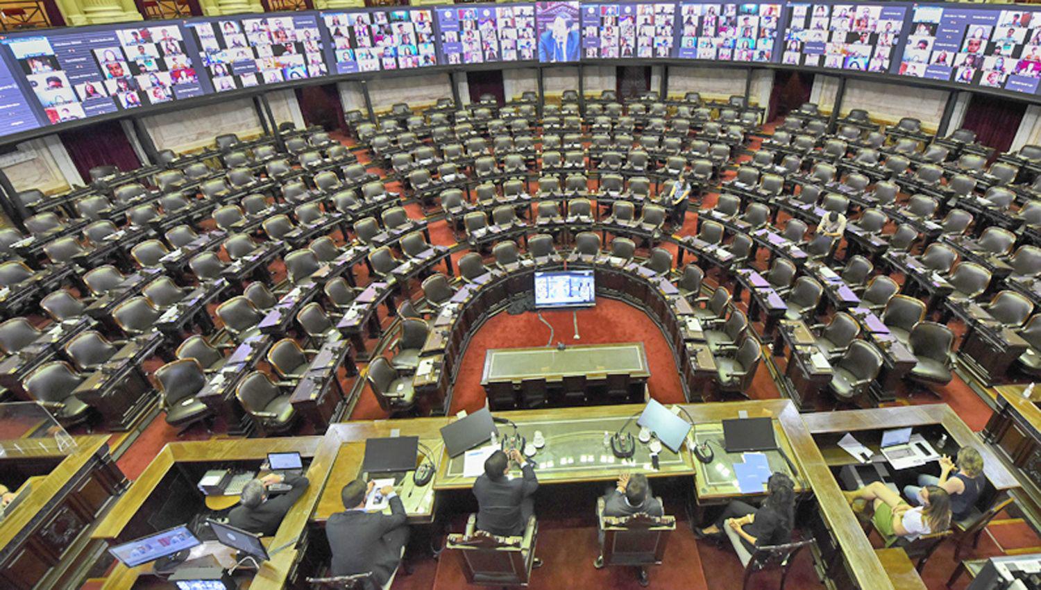 El ministro Nicolaacutes Trotta alentoacute la participacioacuten estudiantil