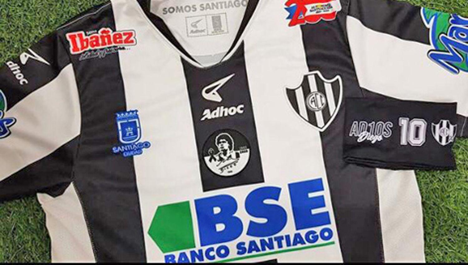 La camiseta que usaraacute el ferroviario en homenaje a Maradona