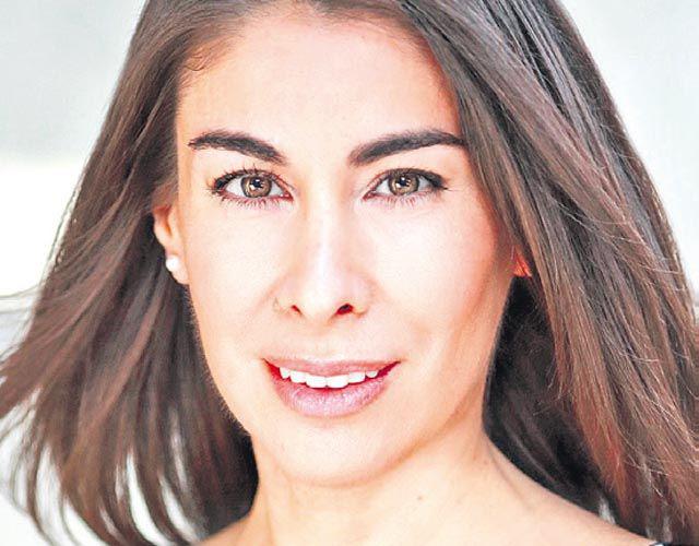 Luz Mariacutea Utrera una comprovinciana que  desde las Naciones Unidas  levanta su voz en contra  de la violencia domeacutestica