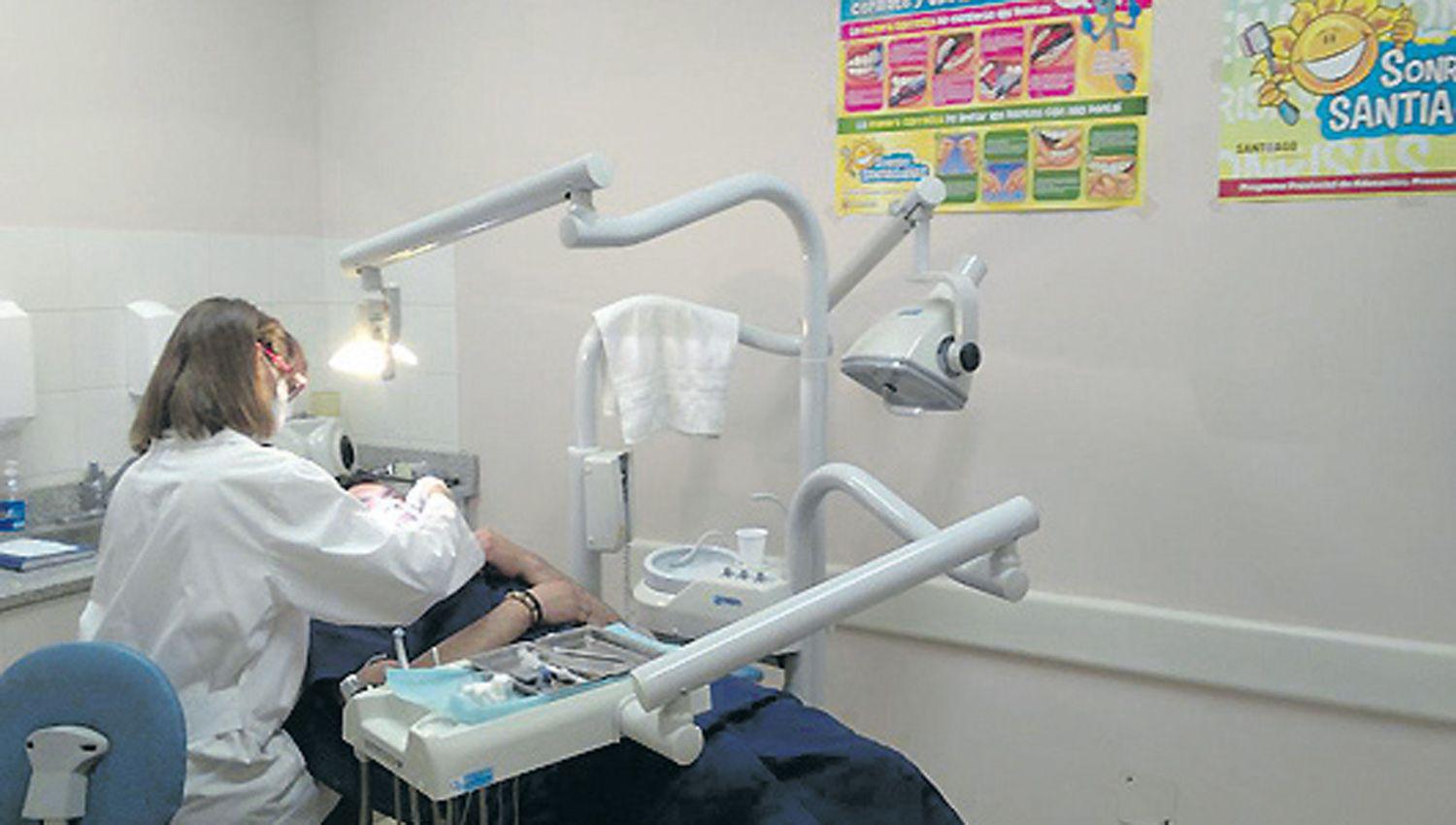 Realizaraacuten controles en forma gratuita para prevenir el caacutencer bucal