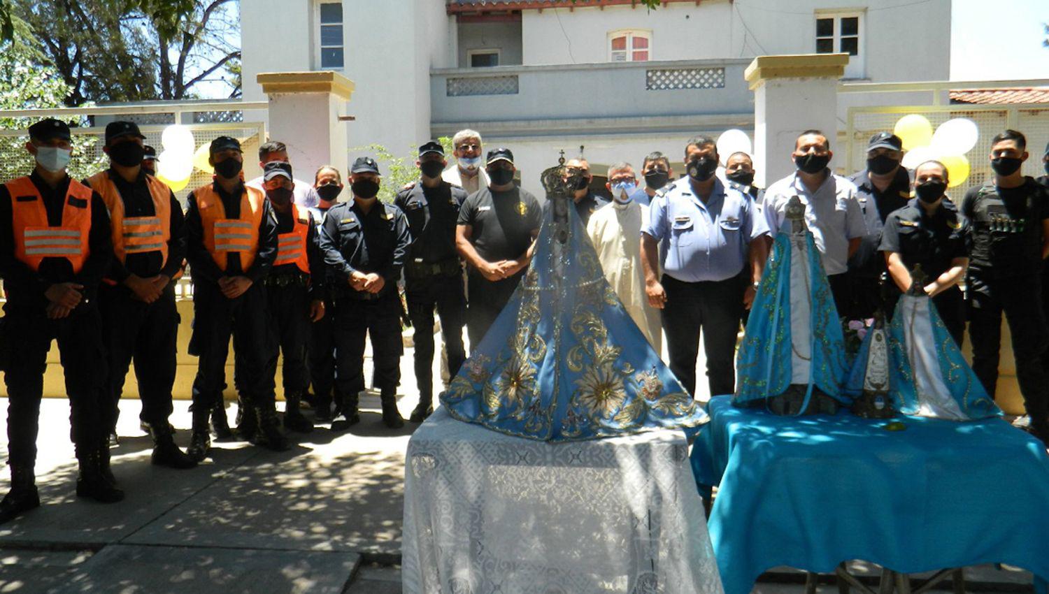 Lavalle Tapso y Friacuteas recibieron a la Madre Morena de Catamarca
