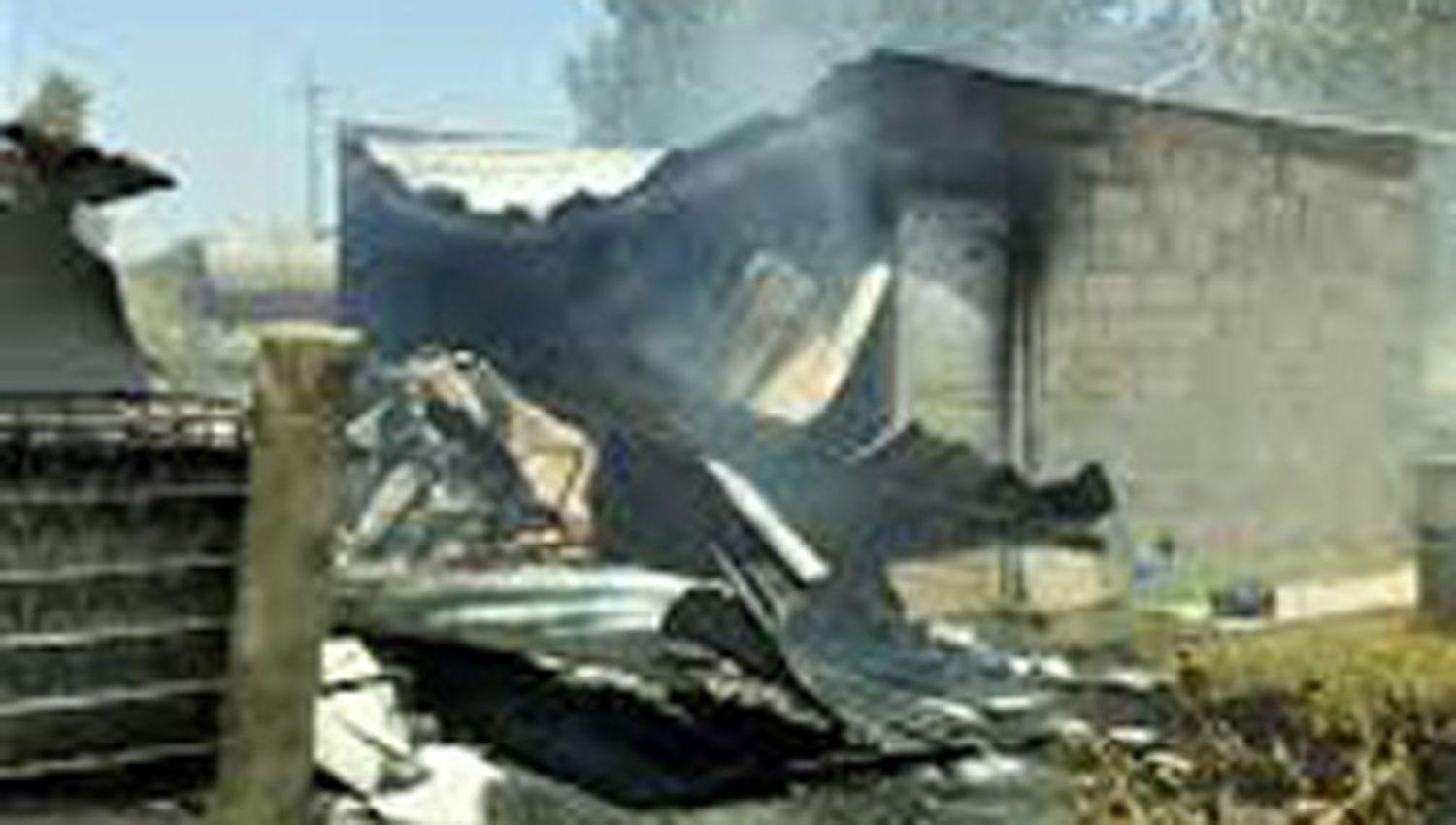 Una mujer fallecioacute tras incendiarse su casa en una finca