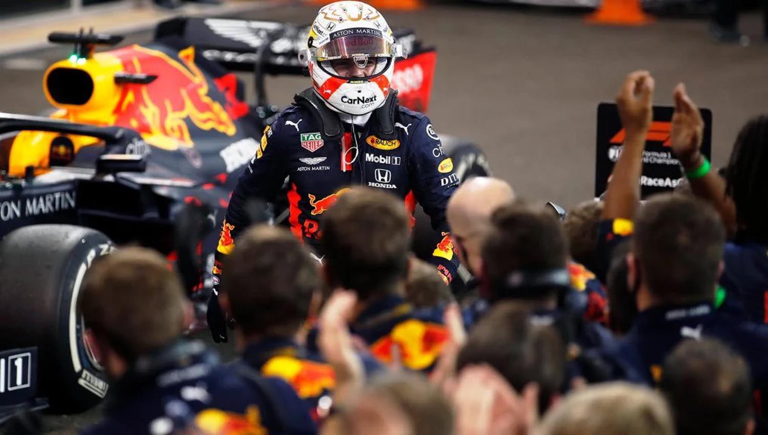 Foacutermula 1- Verstappen ganoacute la uacuteltima carrera del antildeo