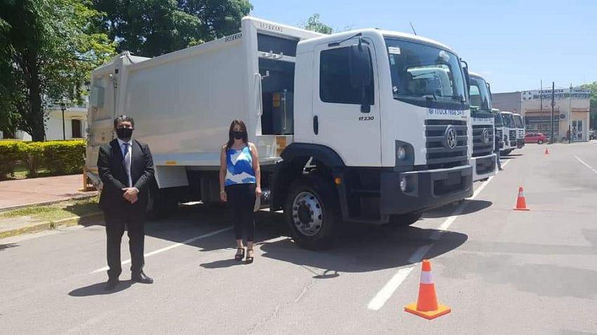 La Municipalidad de Friacuteas recibioacute un camioacuten compactador de residuos