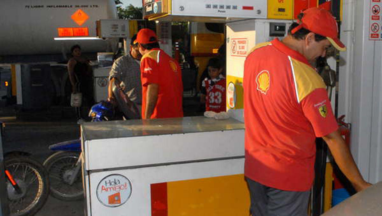 Las empresas Shell y Puma tambieacuten aumentaron los precios de sus combustibles