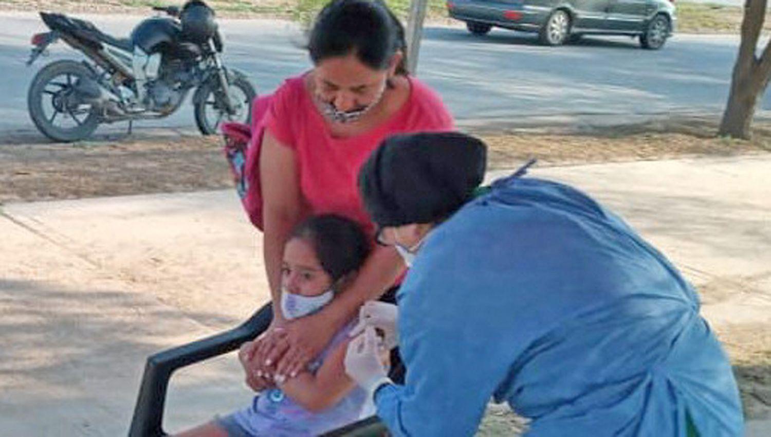 Finaliza la campantildea de vacunacioacuten para nintildeos y joacutevenes en edad escolar