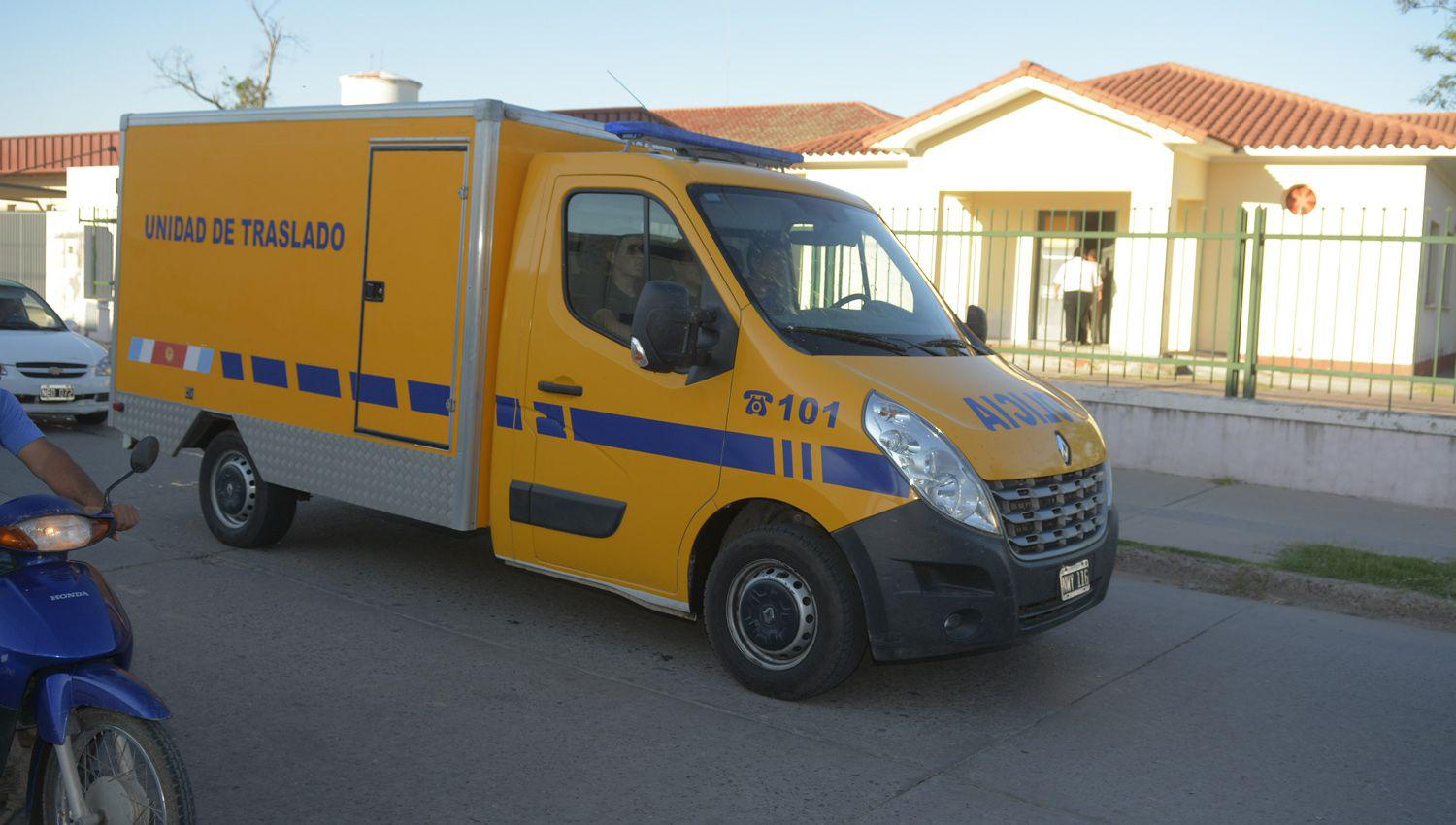 Un motociclista perdioacute la vida tras chocar con un automoacutevil