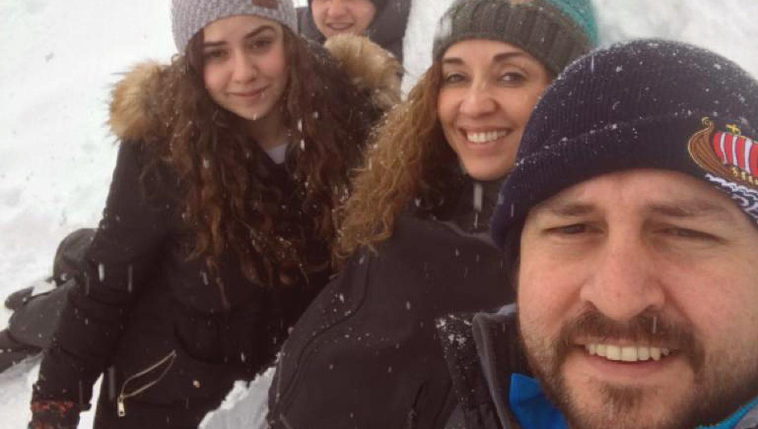 Juan Diego Pita el santiaguentildeo que fue reclutado por Johnson Johnson para trabajar en su divisioacuten farmaceacuteutica de Janssen Pharmaceutica NV en Geel Beacutelgica