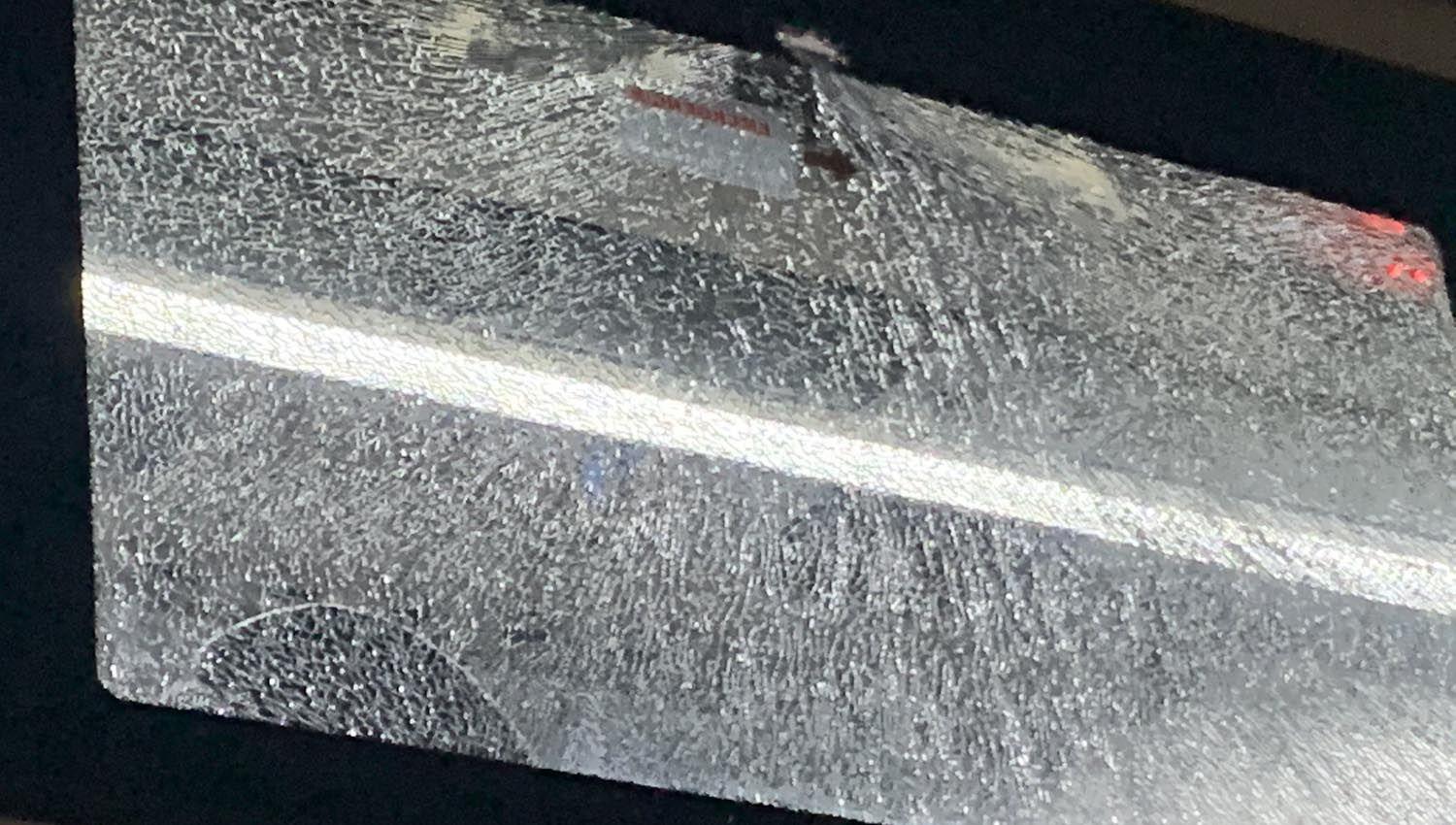 Denuncian que atacaron a ladrillazos el micro que trasladaba al plantel de Guumlemes en Chaco