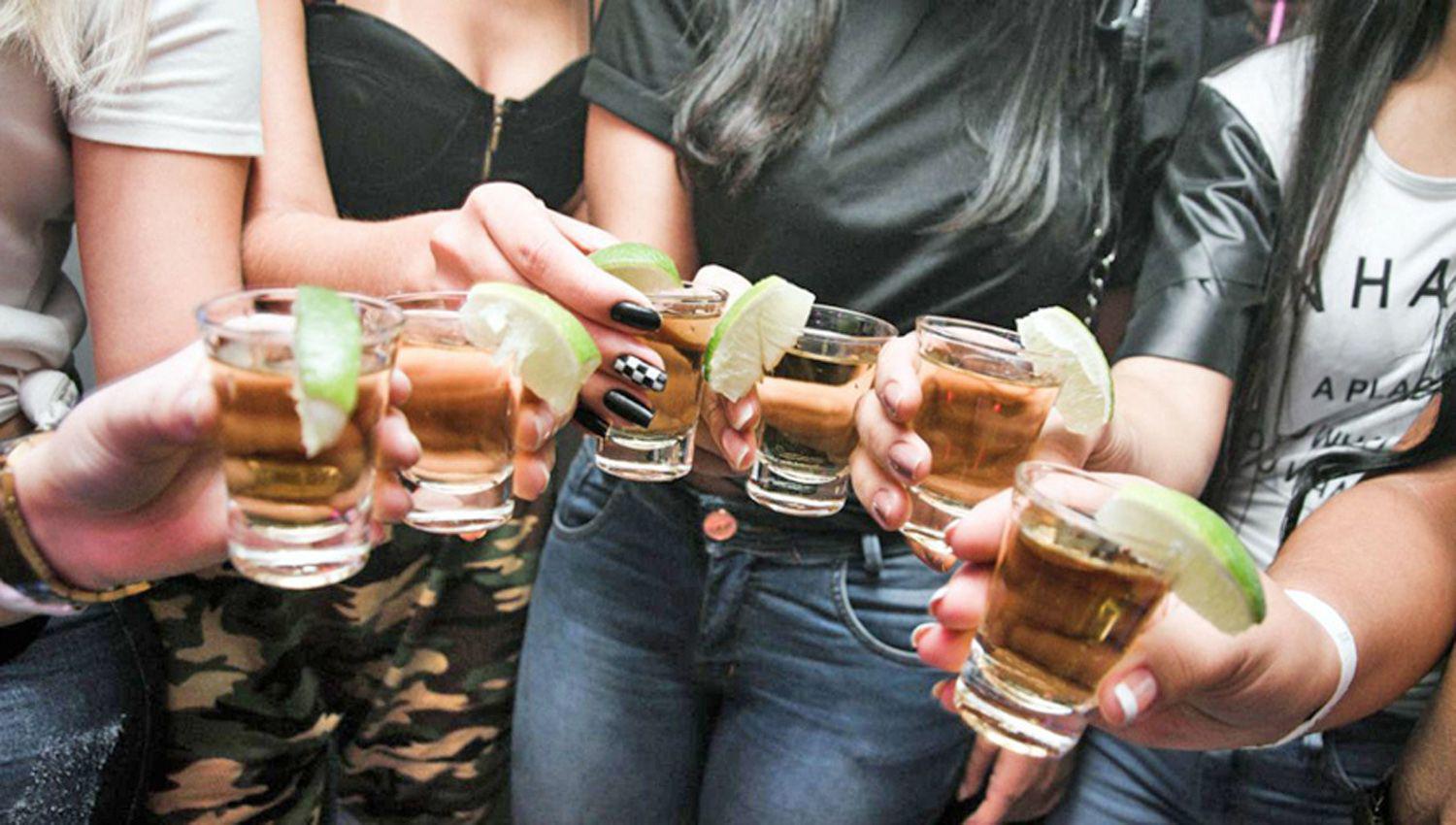 El consumo de alcohol en la adolescencia interfiere con el crecimiento la nutrición y el desarrollo de la personalidad