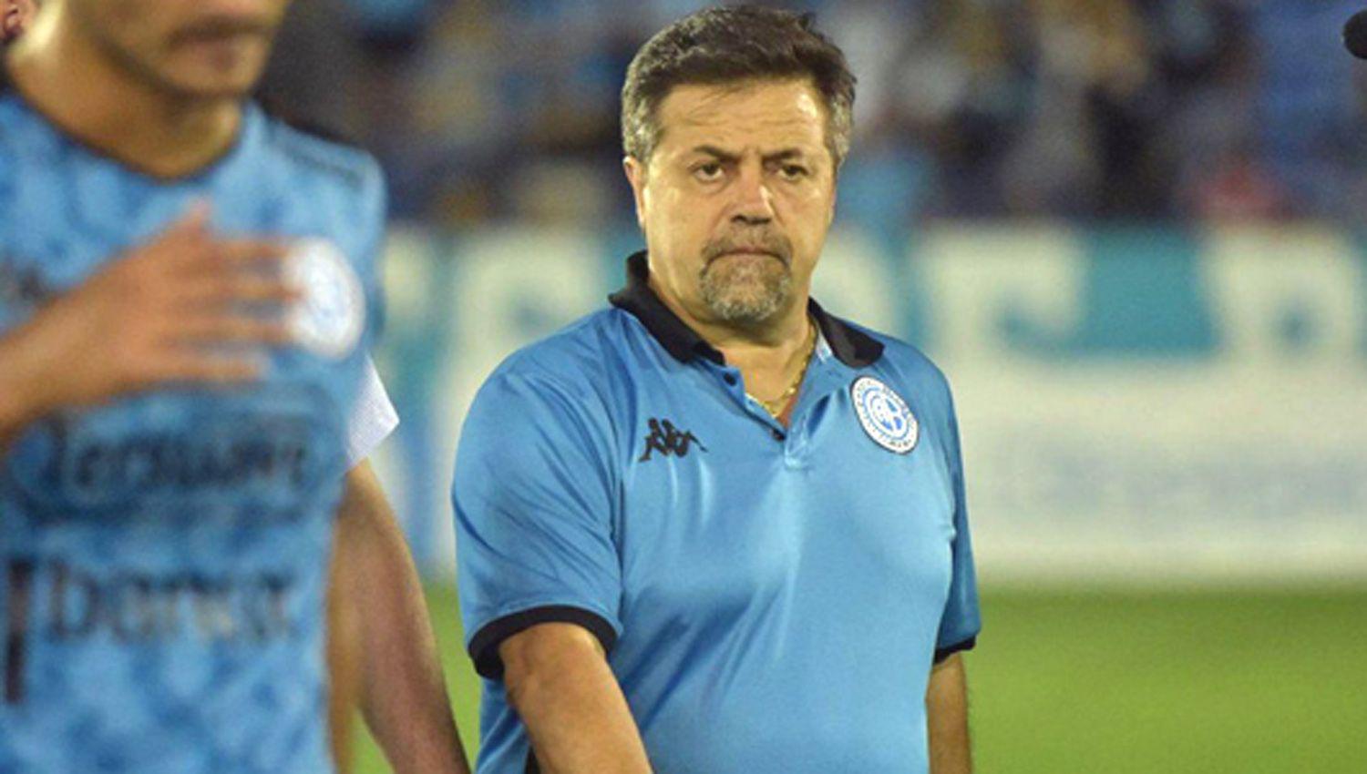 Caruso Lombardi dejoacute de ser el DT de Belgrano