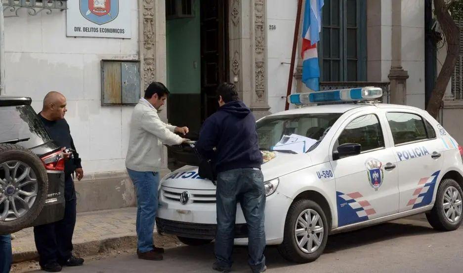 Profesional del medio sufrioacute una estafa de maacutes de 300 mil