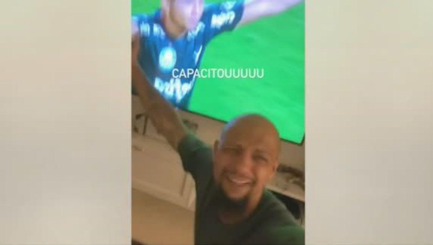 VIDEO  El alocado festejo de Felipe Melo en cada gol que Palmeiras le hizo a River