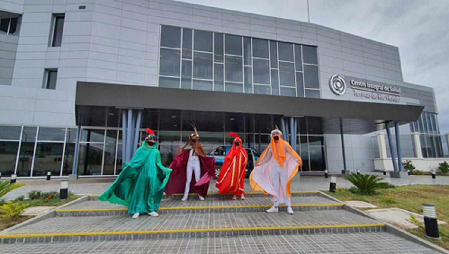 Melchor Gaspar y Baltasar llevaron felicidad a los nintildeos termenses