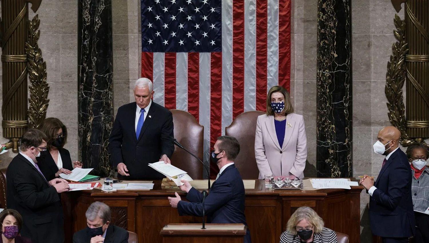 Luego del caos en el Capitolio el Congreso oficializoacute el triunfo de Joe Biden
