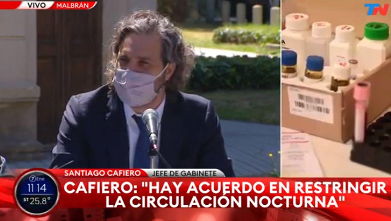 Santiago Cafiero- ldquoHay acuerdo en restringir la circulacioacuten nocturna en todo el paiacutes desde mantildeanardquo