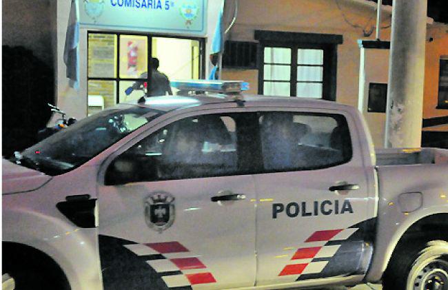 Insoacutelito- una menor  de 14 antildeos le roboacute a  su mamaacute 110 mil para comprar un terreno