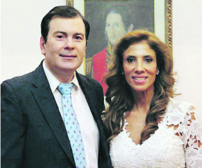 El gobernador Zamora y su familia aislados por Covid positivo de su esposa