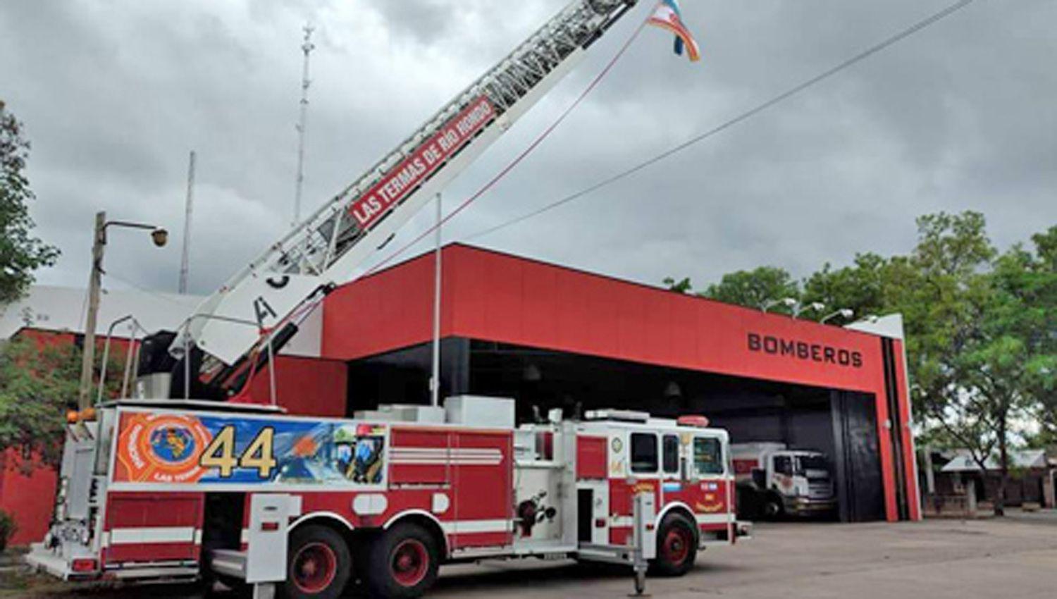 Bomberos reciben subsidio provincial