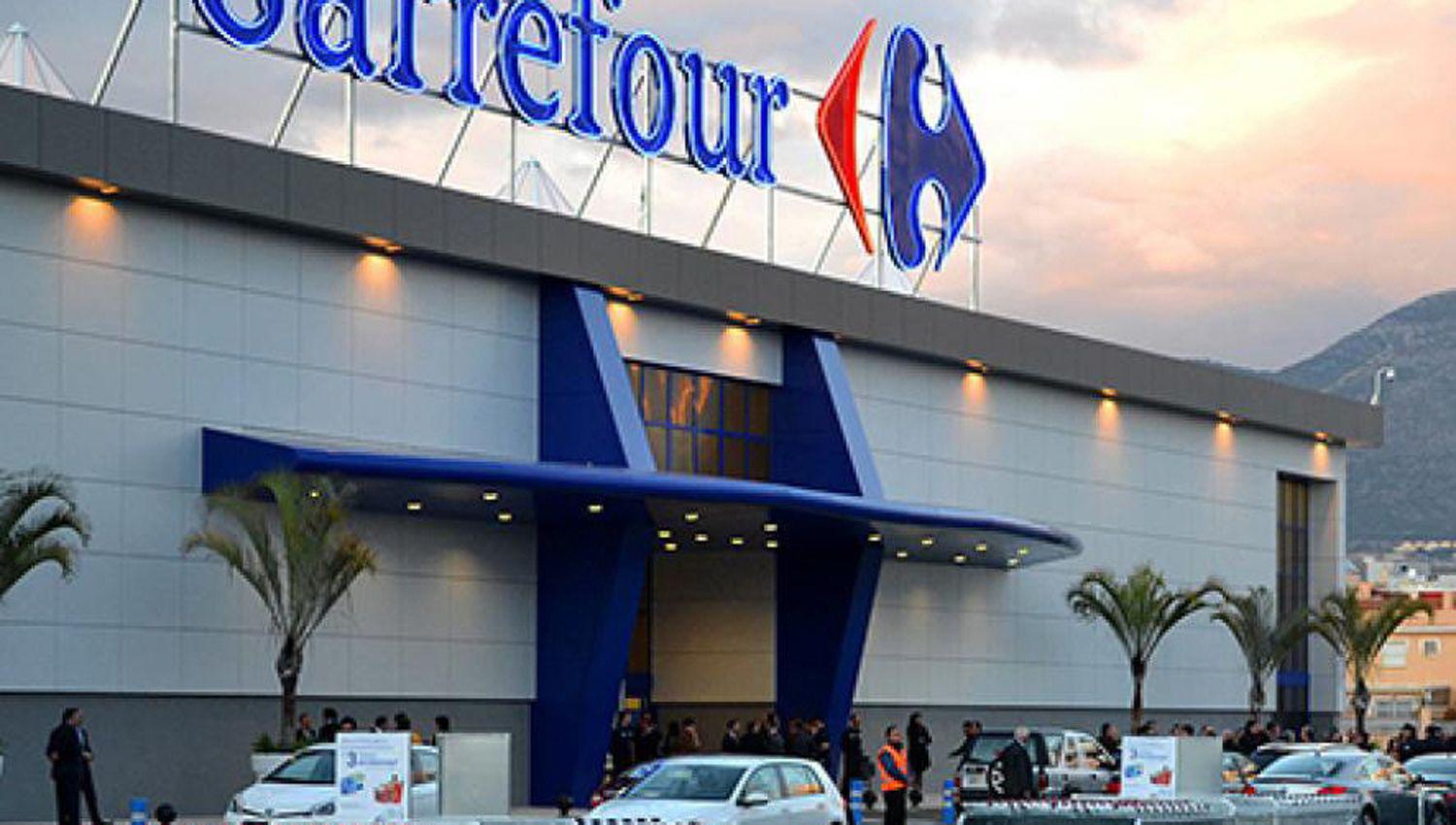 El grupo canadiense Couche-Tard ofrecioacute casi us20000 millones para adquirir la cadena Carrefour