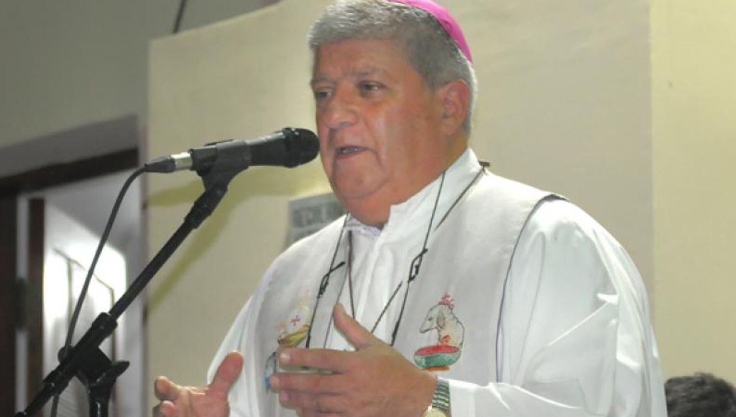 Robaron pertenencias personales al obispo auxiliar Martiacutenez Ossola