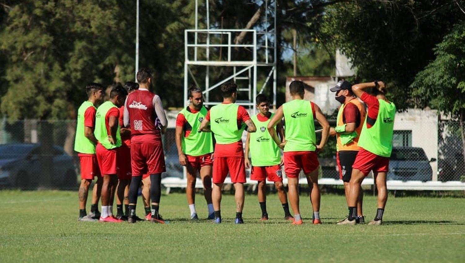 Pasaron la escoba en Central Coacuterdoba- Diez jugadores no seguiraacuten en el club