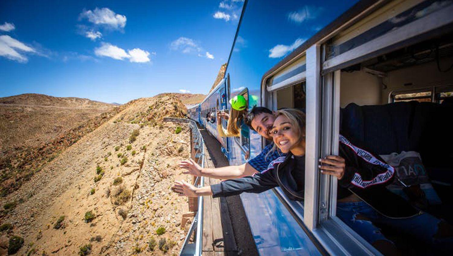 El tren a las nubes abrioacute sus puertas bajo estricto protocolo