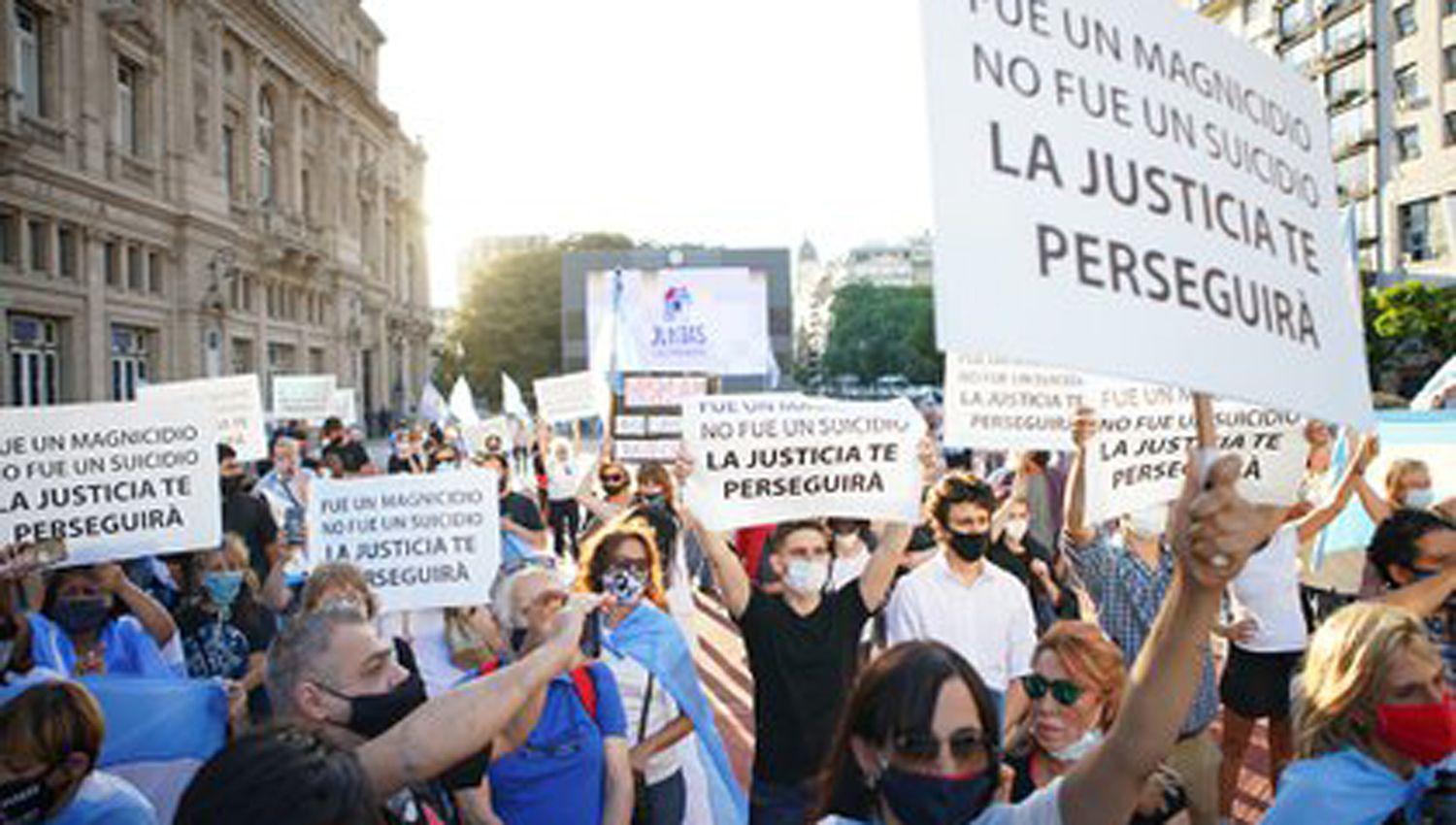 Juntos por el Cambio realizoacute un acto por la muerte del fiscal Alberto Nisman